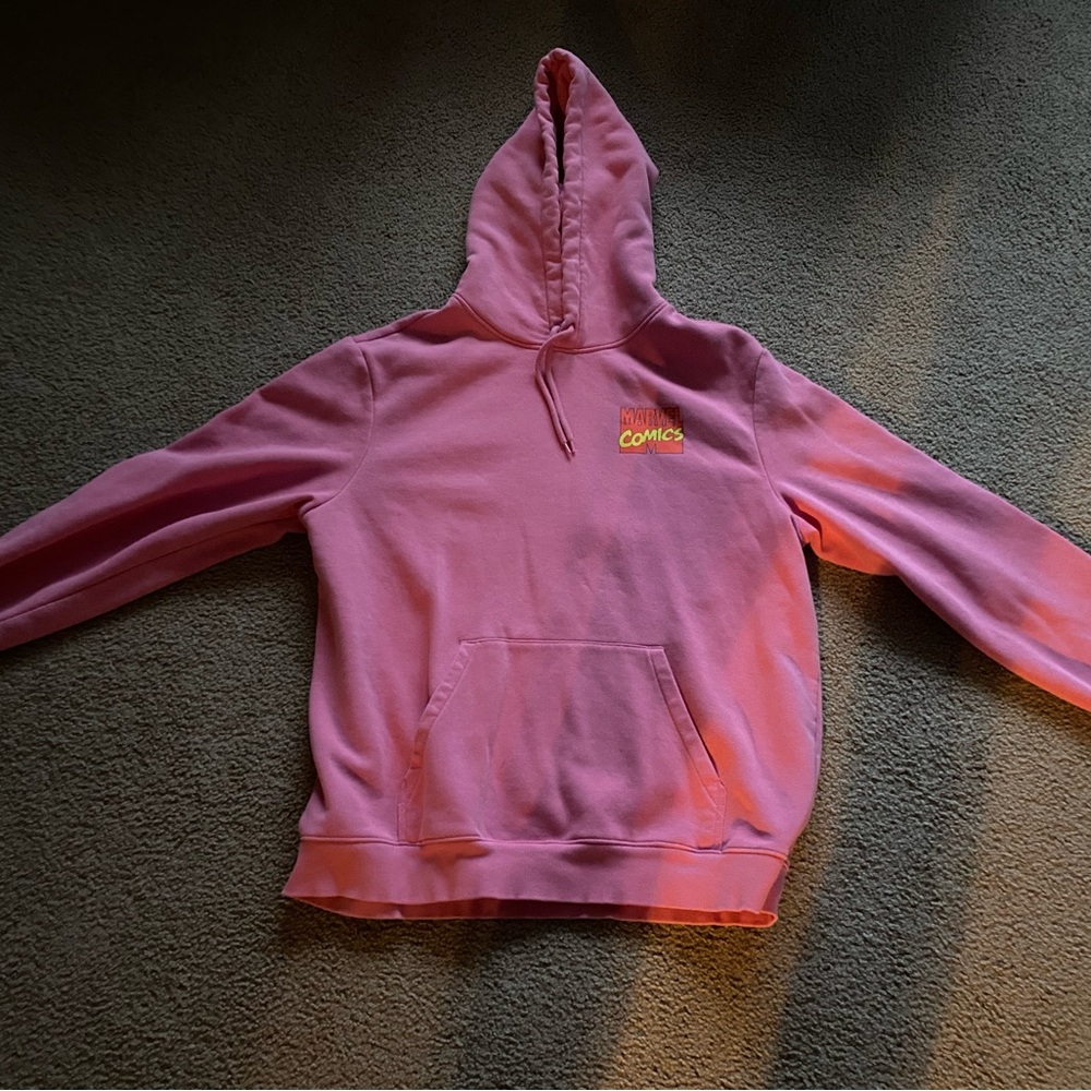 Men’s Pink Hoodie with Marvel Comics Logo Large